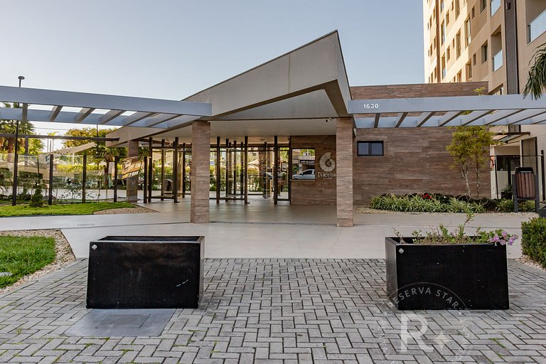 Clube Frente Mar | Sauna | Piscina | Beto Carrero