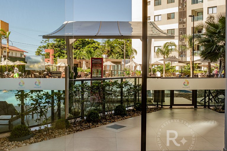 Clube Frente Mar | Sauna | Piscina | Beto Carrero