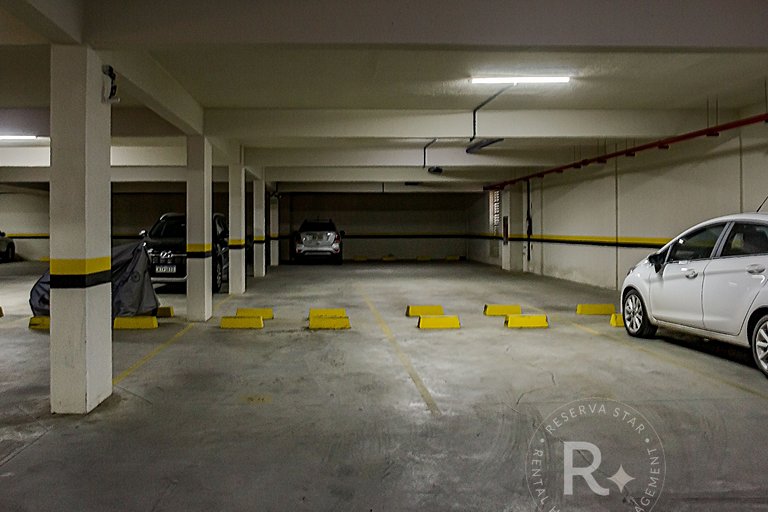 Clube Frente Mar | Sauna | Piscina | Beto Carrero