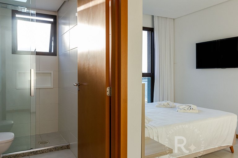 Clube Frente Mar | Sauna | Piscina | Beto Carrero