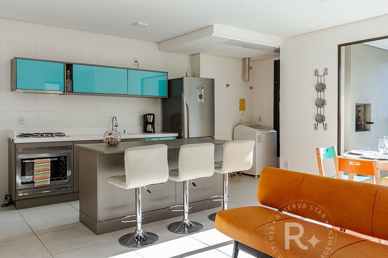 Clube Frente Mar | Sauna | Piscina | Beto Carrero