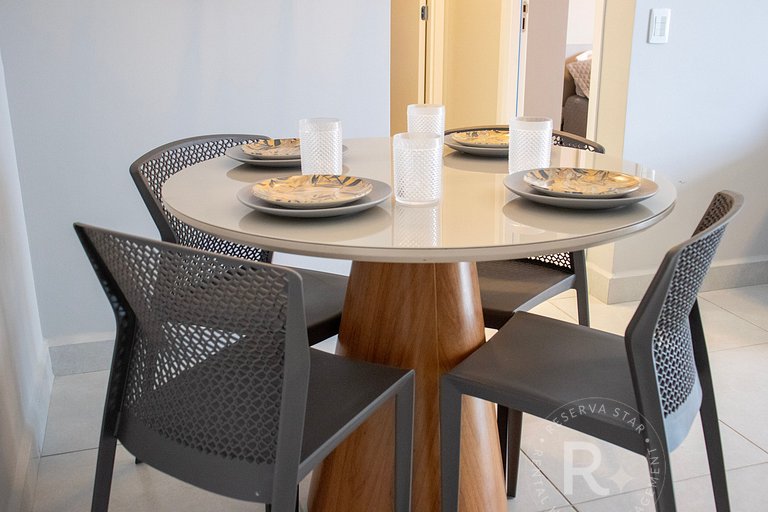 #202.Apê Novo, Telado e Pet-Friendly! 2 Suítes, Sacada Gourm