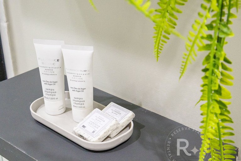 Faria Lima | 2min Metrô Fradique | Restaurantes