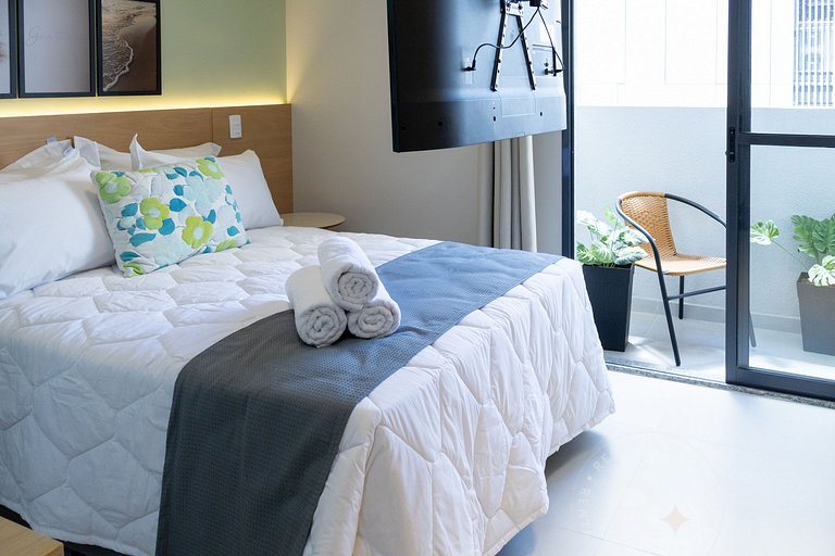 RStar Faria Lima | Loft Novo c/ Ar e ao Lado Metrô Fradique