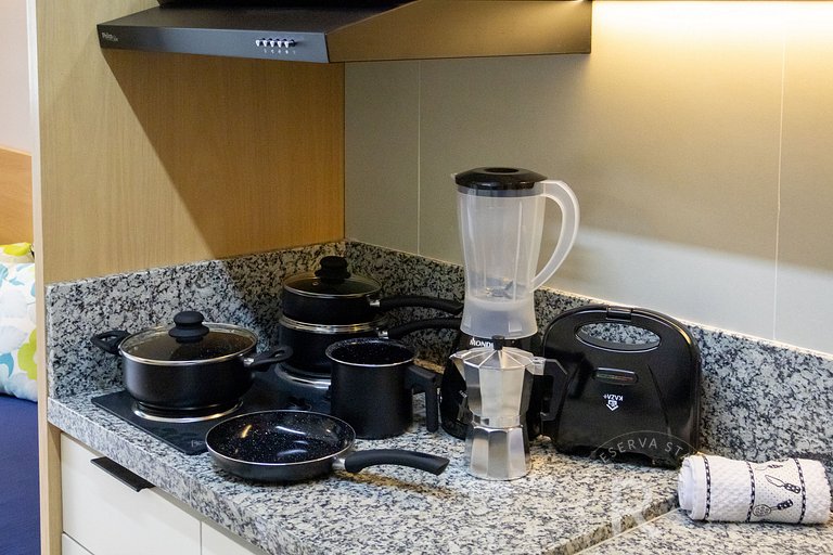 RStar Faria Lima | Loft Novo c/ Ar e ao Lado Metrô Fradique