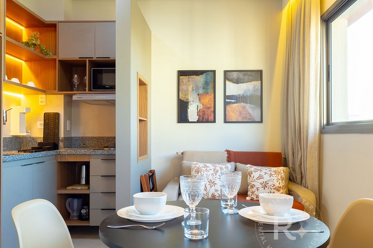 Studio 3 pessoas • A/C • Consulado • 2 min Metrô