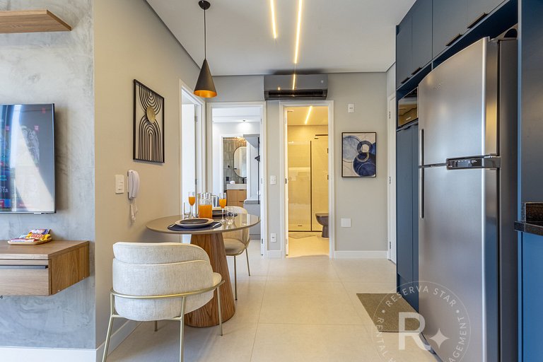 New 2-Bedroom Apt | A/C | Next to Consulate | 2 min to Metro