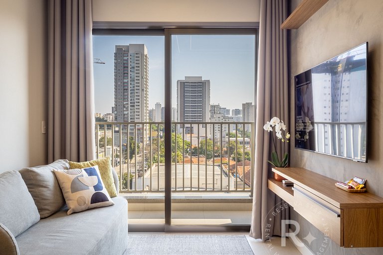 New 2-Bedroom Apt | A/C | Next to Consulate | 2 min to Metro