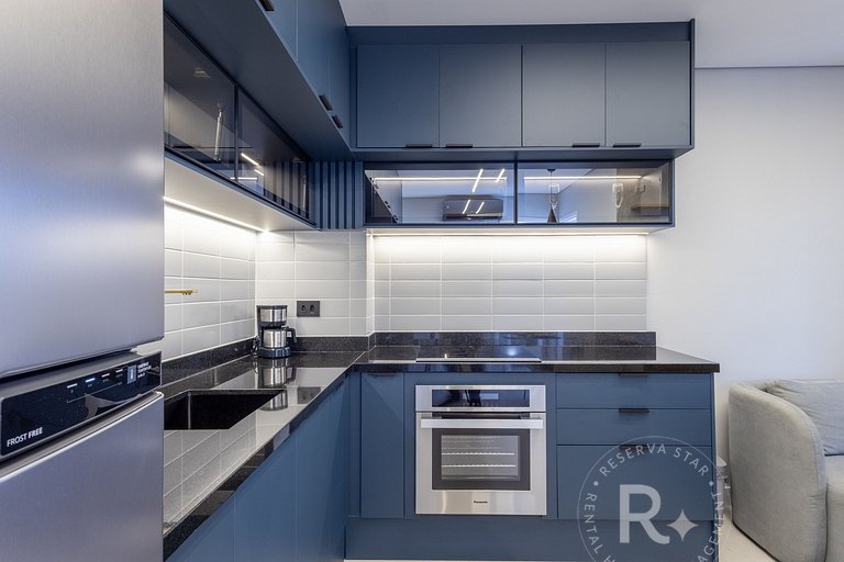 New 2-Bedroom Apt | A/C | Next to Consulate | 2 min to Metro