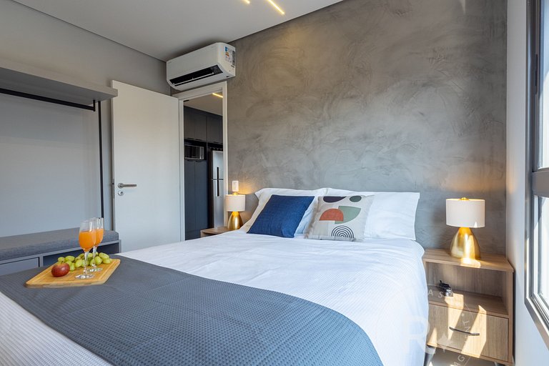 New 2-Bedroom Apt | A/C | Next to Consulate | 2 min to Metro