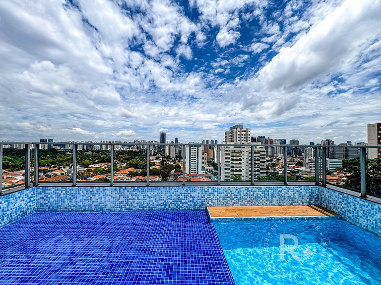 Studio • Piscina • Academia • Consulado e BlueTree